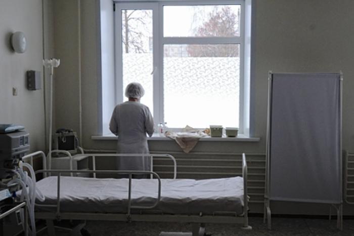 Оставленную на пять лет в клинике девочку перестали навещать