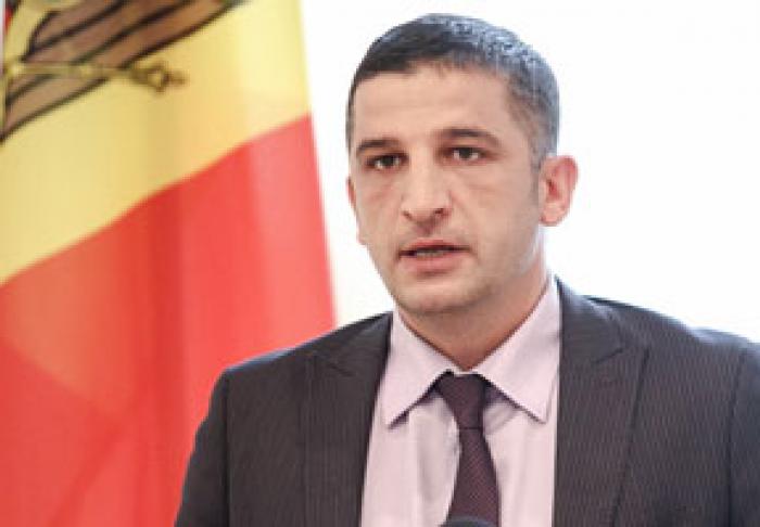 PARTIDUL UNITĂŢII NAŢIONALE L-A ÎNAINTAT PE VLAD ŢURCANU DREPT CANDIDAT ÎN CIRCUMSCRIPŢIA UNINOMINALĂ HÎNCEŞTI