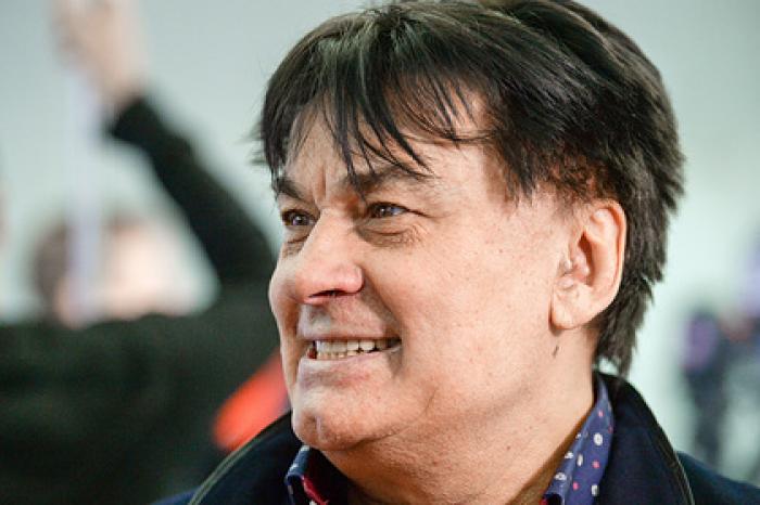 Певец Александр Серов раскрыл подробности драки со стрельбой