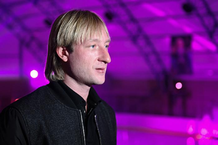 Плющенко отреагировал на первое за восемь лет золото ЧЕ у российских фигуристов