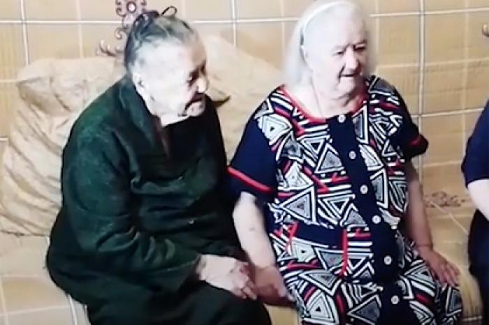 Потерявшие друг друга при побеге из Сталинграда сестры встретились спустя 78 лет