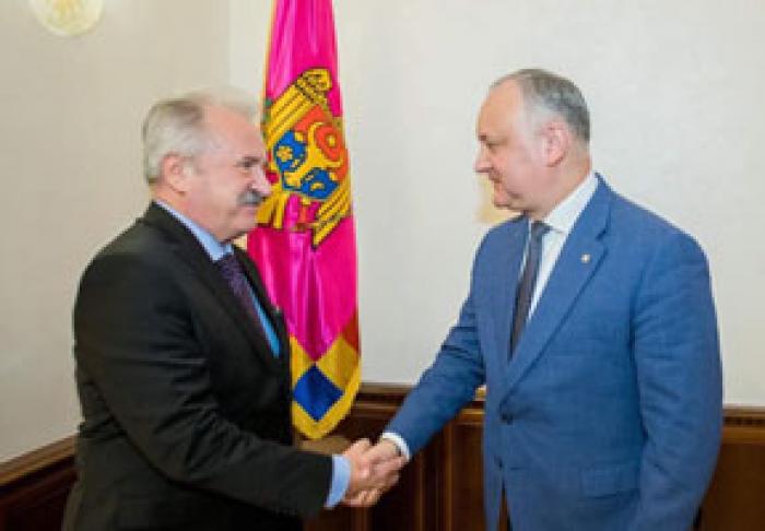 PREŞEDINTELE IGOR DODON A DISCUTAT CU AMBASADORUL TURCIEI DESPRE DEZVOLTAREA RELAŢIILOR MOLDO-TURCE