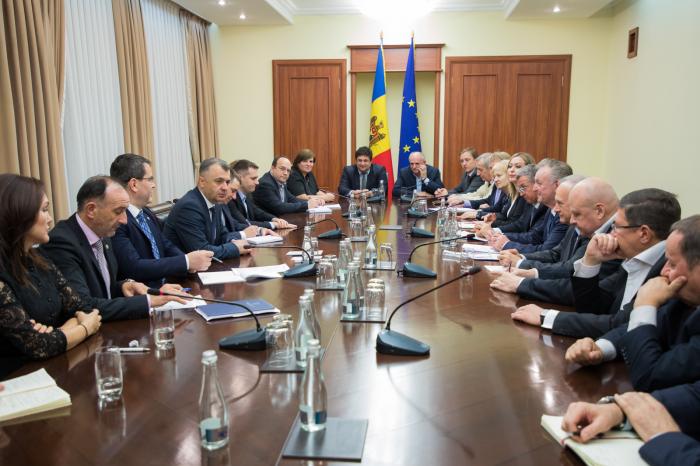 Prim-ministrul s-a întâlnit cu reprezentanții Patronatelor din Republica Moldova