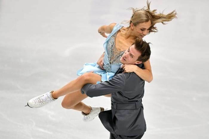 Российские фигуристы выиграли золото чемпионата Европы в танцах на льду