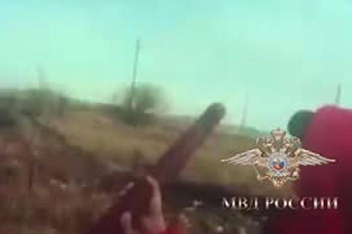 Стрельба марихуаной из пневмопушки по российской колонии попала на видео