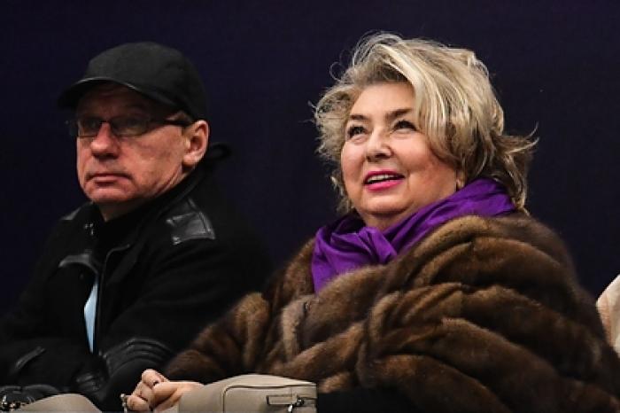 Тарасова призвала снять шапочку и поклониться фигуристам