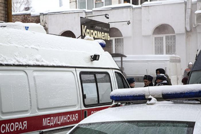 Тела матери и дочери нашли в душевой кабине затопленного российского хостела