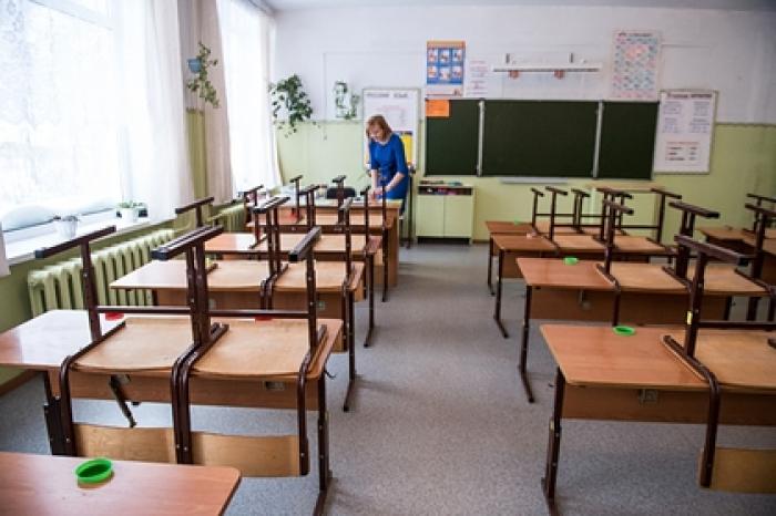 Учителей предложили обязать хранить педагогическую тайну