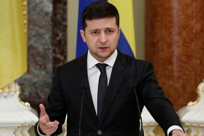 Зеленский заявил о необходимости закончить конфликт в Донбассе