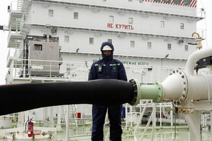 Белоруссия закупила тысячи тонн российской нефти