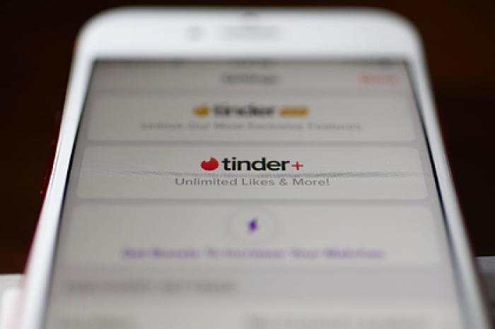 Брендами Tinder и Badoo воспользовались для кражи денег россиян
