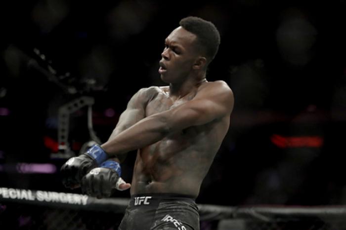 Чемпион UFC и претендент на титул устроили танцевальную битву