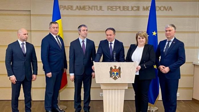 Declarațiile de ultima ora a grupului parlamentar PRO MOLDOVA (LIVE TEXT)