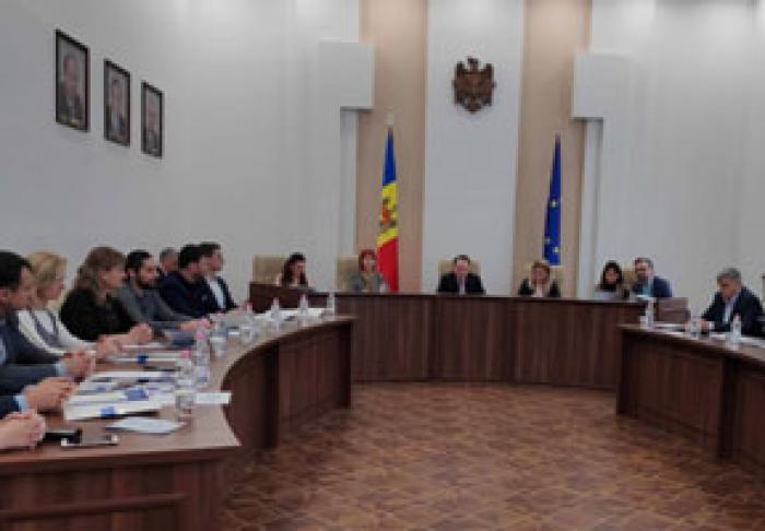 IFAD ŞI CNPF REALIZEAZĂ UN PROIECT PRIN CARE ATRAG MUNCITORI MIGRANŢI CA SĂ INVESTEASCĂ ÎN SECTORULUI AGRICOL AL MOLDOVEI