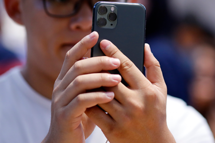 Личные данные пользователей iPhone оказались под угрозой