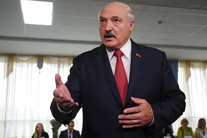 Лукашенко поведал о разговоре с Путиным про «глубину седых времен»
