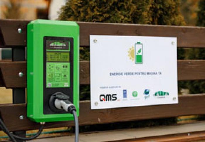 ÎN MOLDOVA A FOST DESCHISĂ PRIMA STAŢIE DE ÎNCĂRCARE A AUTOMOBILELOR ELECTRICE ALIMENTATĂ DE LA ENERGIA FOTOVOLTAICĂ