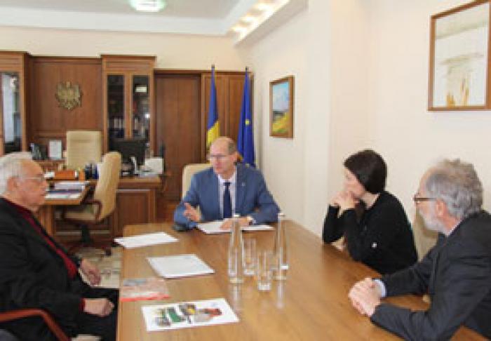 OAMENII DE AFACERI DIN ITALIA SUNT INTERESAȚI SĂ INVESTEASCĂ ÎN VALORIFICAREA DEȘEURILOR DIN MOLDOVA
