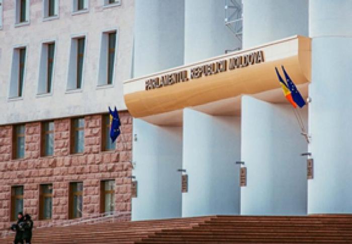 PARLAMENTUL A APROBAT PROIECTUL DE LEGE PRIVIND ACHIZIŢIILE ÎN SECTOARELE ENERGETICII, APEI, TRANSPORTURILOR ȘI SERVICIILOR POȘTALE