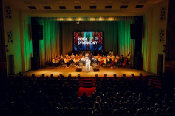 PESTE 130 DE MUZICIENI DE PE AMBELE MALURI ALE NISTRULUI AU PARTICIPAT LA UN CONCERT COMUN LA TIRASPOL, ORGANIZAT CU SUSȚINEREA UNIUNII EUROPENE