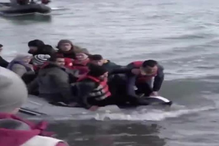 Покидающие Турцию сирийские беженцы попали на видео