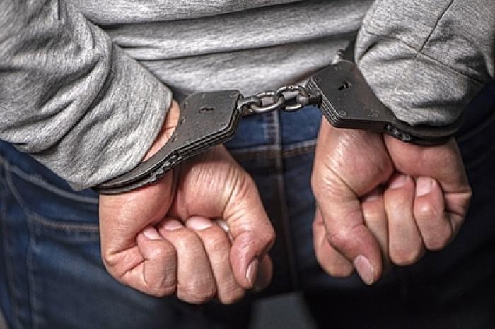 Россиянин надругался над 16-летней студенткой на кладбище