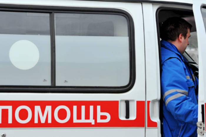 Россиянка захотела удивить собутыльника и спустилась с шестого этажа по простыне