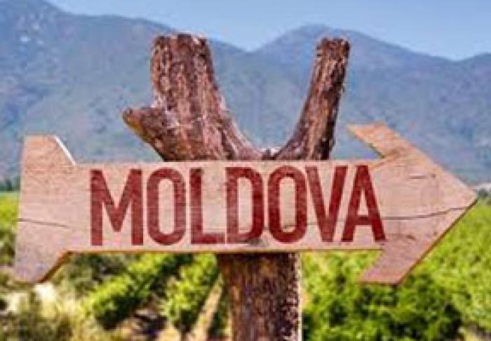 SONDAJ: DOUĂ TREIMI DIN LOCUITORII MOLDOVEI CONSIDERĂ CĂ ŢARA SE ÎNDREAPTĂ ÎNTR-O DIRECŢIE GREŞITĂ