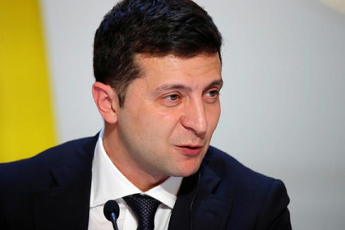 Зеленский заявил о приближении мира в Донбассе
