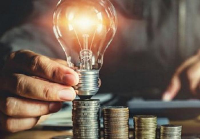 ANRE A ADMIS PROPUNEREA „TERMOELECTRICA” DE A REDUCE TARIFUL LA ENERGIA ELECTRICĂ ŞI DE A-L MENŢINE PE CEL LA CĂLDURĂ