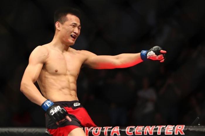Боец UFC напал на товарища другого бойца и нарвался на вызов