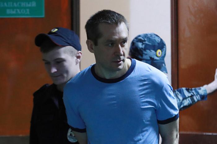 Бывший полковник-миллиардер Захарченко остался в статусе «каннибала»