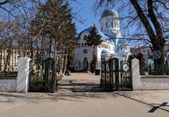 MAI MULTE ONG-URI ATRAG ATENŢIA GUVERNULUI LA PERICOLUL OFICIERII SLUJBELOR RELIGIOASE ÎN AER LIBER