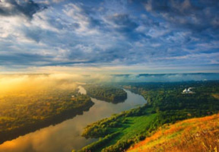 MOLDOVA A URCAT O POZIŢIE ÎN TOPUL CELOR MAI FERICITE ŢĂRI ALE LUMII