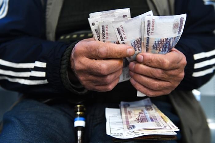 Офицер Минобороны получил штраф за полсотни взяток