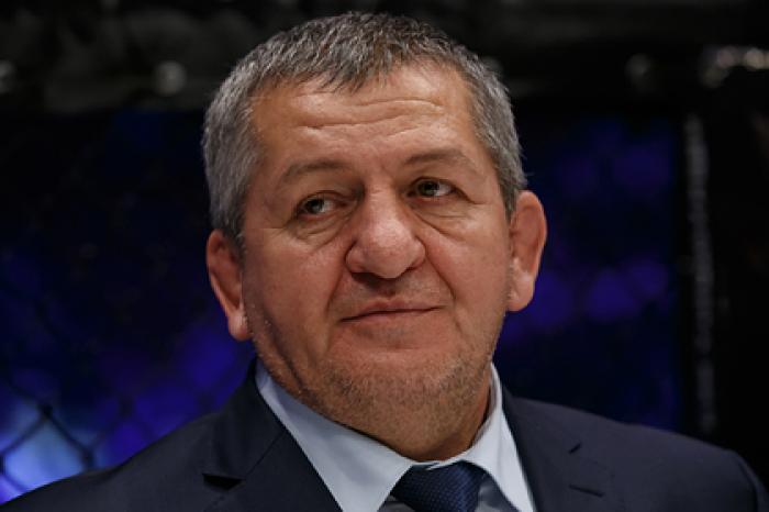 Отец Нурмагомедова отверг бой с Фергюсоном в США