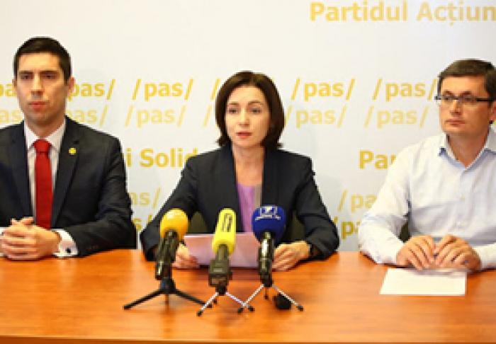PAS PREGĂTEŞTE O NOUĂ MOŢIUNE ÎMPOTRIVA LUI CIOCOI, IAR „PRO MOLDOVA” ESTE GATA SĂ SPRIJINE INIŢIATIVA
