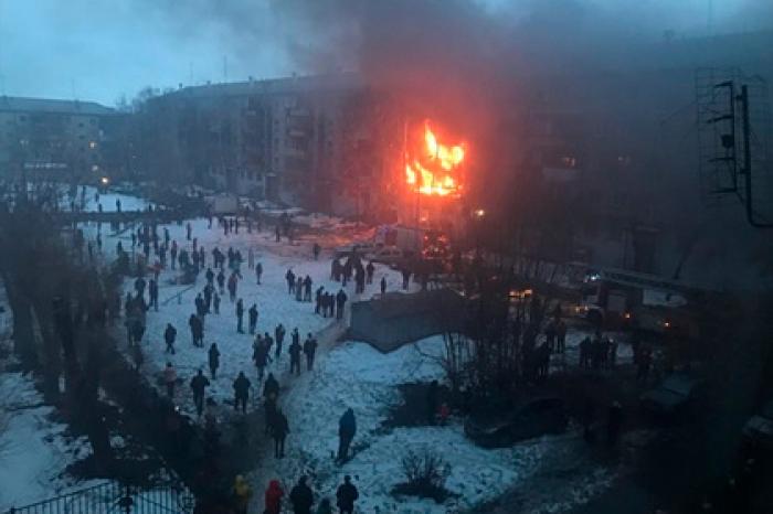 Пожар в жилом доме в Магнитогорске потушили