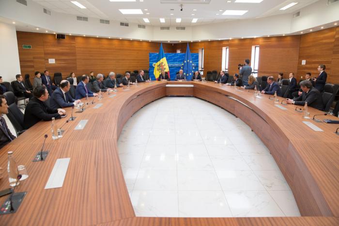 Premierul Chicu a prezentat noii membri ai Guvernului