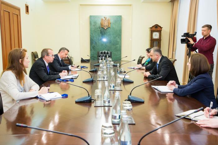 Prim-ministrul s-a întâlnit cu reprezentanții ONU și OMS