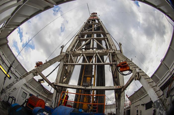 Производству американской сланцевой нефти предсказали спад