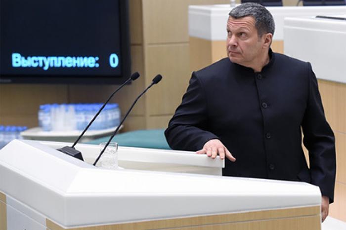 Соловьев поблагодарил Светлакова за отказ назвать его мразью