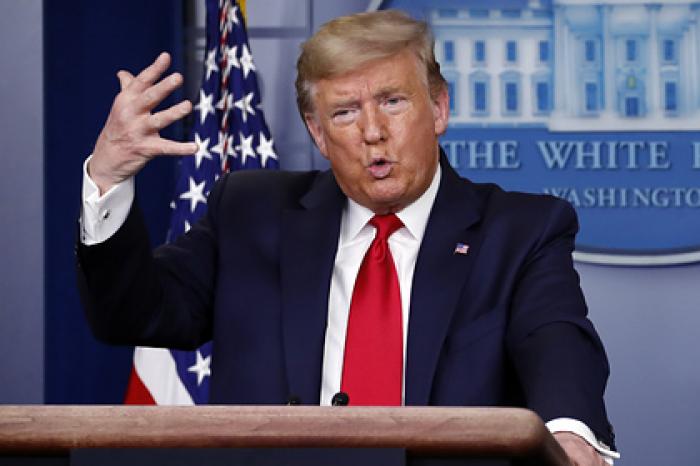 Трамп объяснил лидерство США по количеству зараженных коронавирусом
