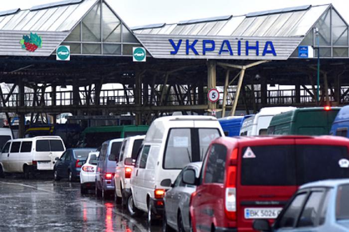 Украина запретит въезд жителям ДНР и ЛНР из-за коронавируса