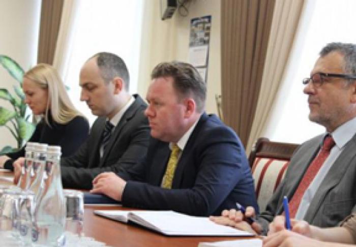 VICEPREMIERUL L-A INFORMAT PE COMISARUL CONSILIULUI EUROPEI DESPRE „ÎNCĂLCĂRILE CONSTANTE ALE DREPTURILOR OMULUI ÎN TRANSNISTRIA”