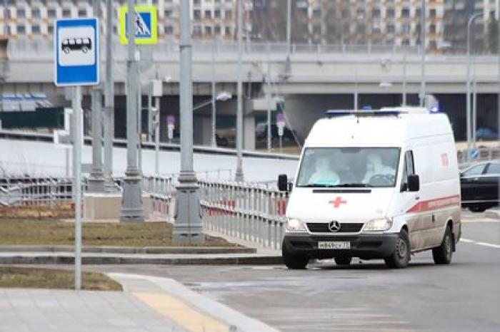 В Москве за два часа поймали вышедшего погулять зараженного коронавирусом