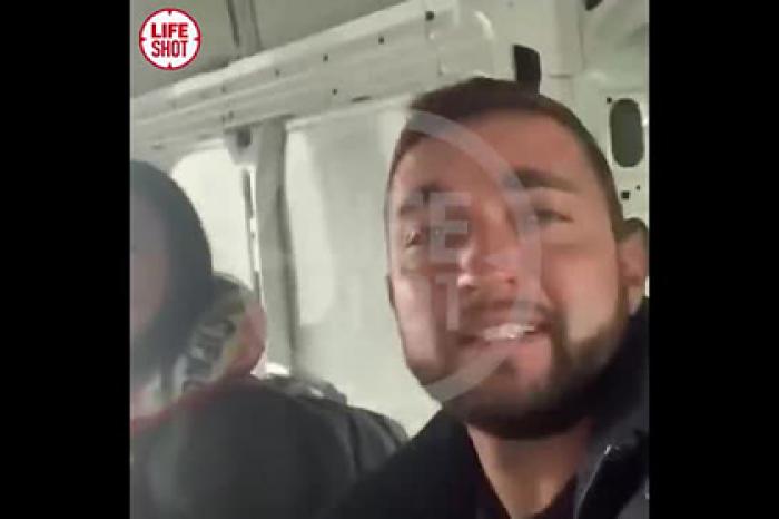 Вывоз россиян из Марокко под конвоем попал на видео