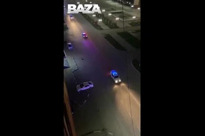 Загоняющий людей по домам в Чечне патруль показали на видео