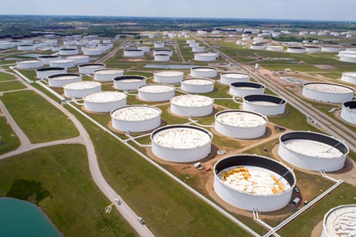 Американцам стало негде хранить лишнюю нефть