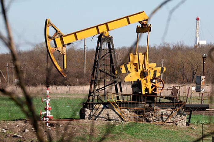 Доходам России от нефти предсказали падение в восемь раз
